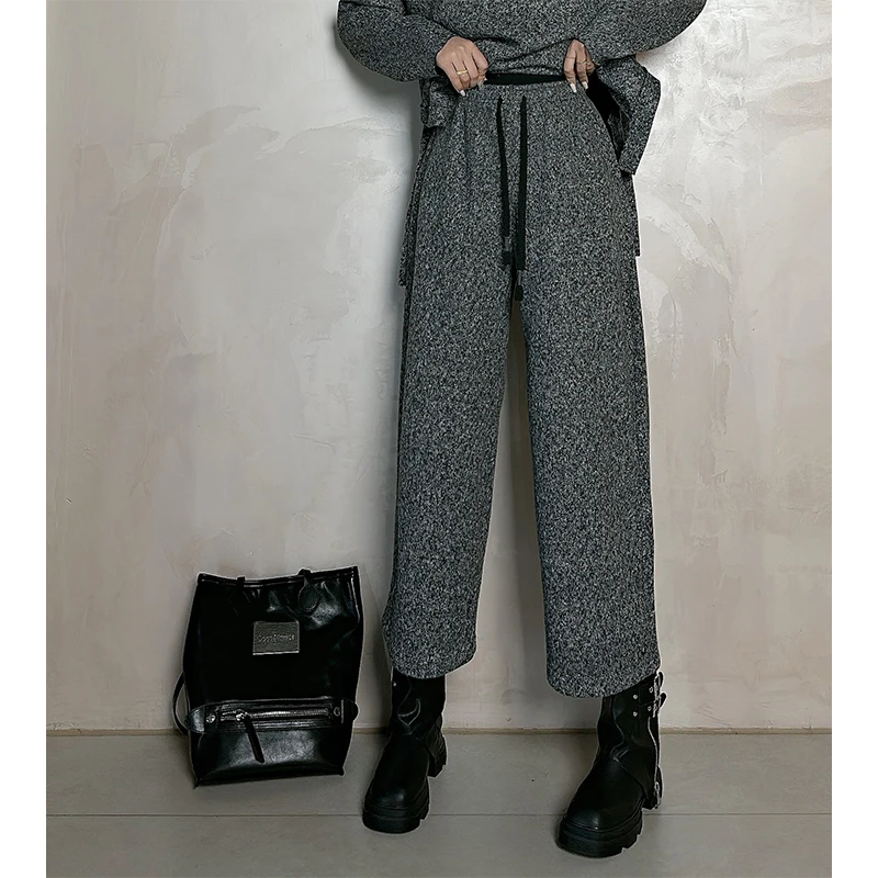 Dan Dan 2025秋冬新款百搭显瘦热力感抽绳松紧腰直筒裤女