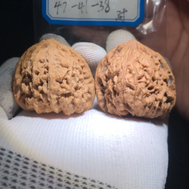 文玩核桃吊坠南疆31