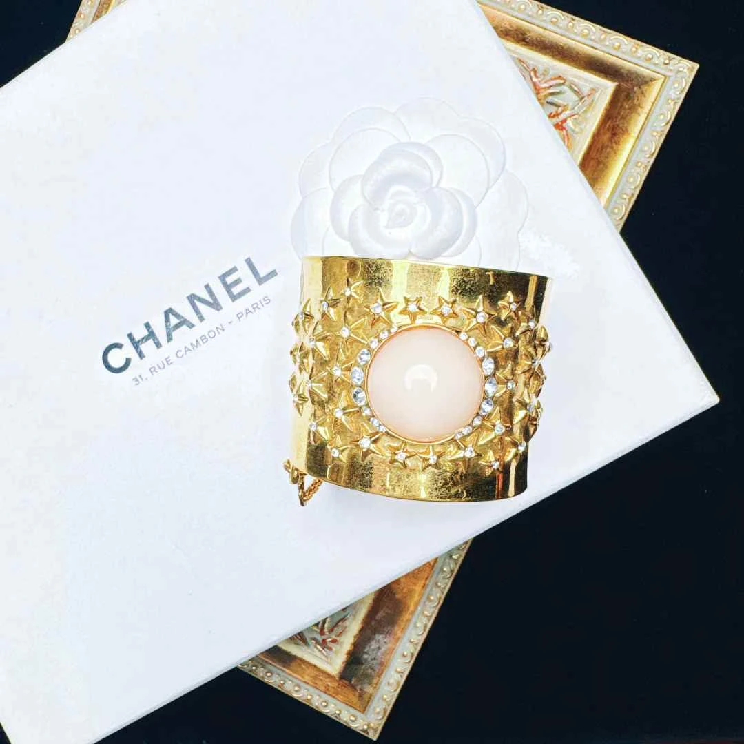 95新 Chanel/香奈儿 柚礼中古/香奈儿粉琉璃素金星星手镯lz509062