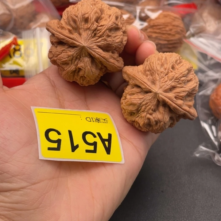 吊坠文玩核桃核桃