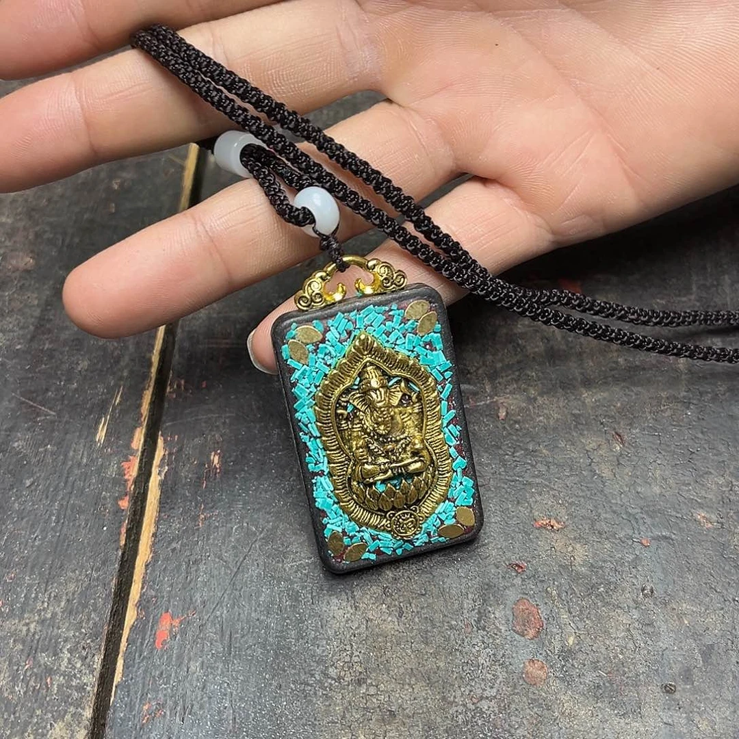 大叶紫檀（黑酸枝木类）