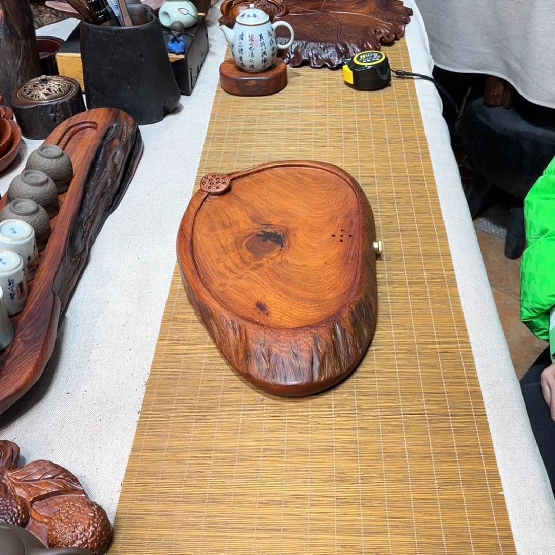 陈****?缅甸花梨湿泡茶盘
