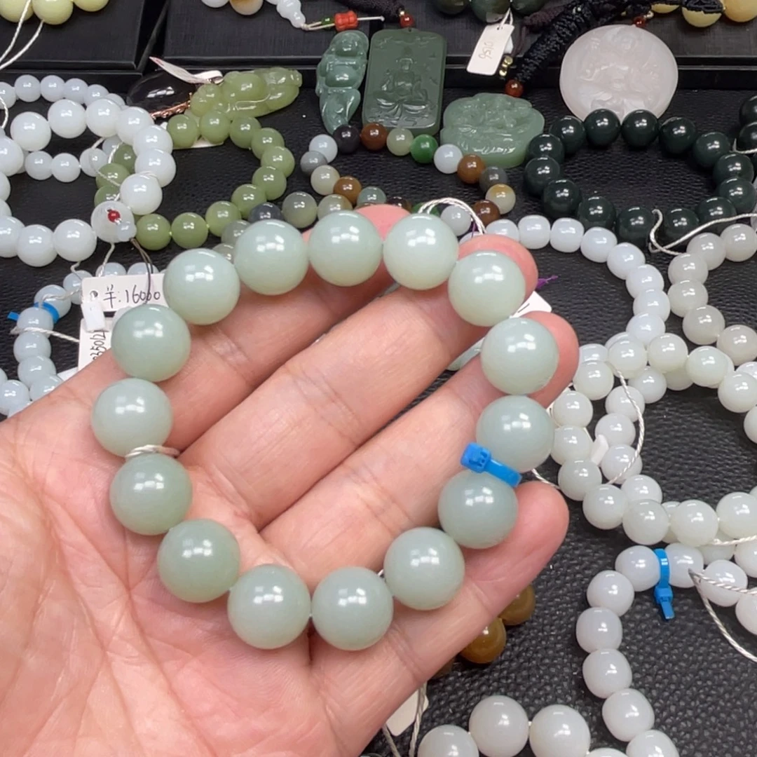 和田玉未镶嵌手链