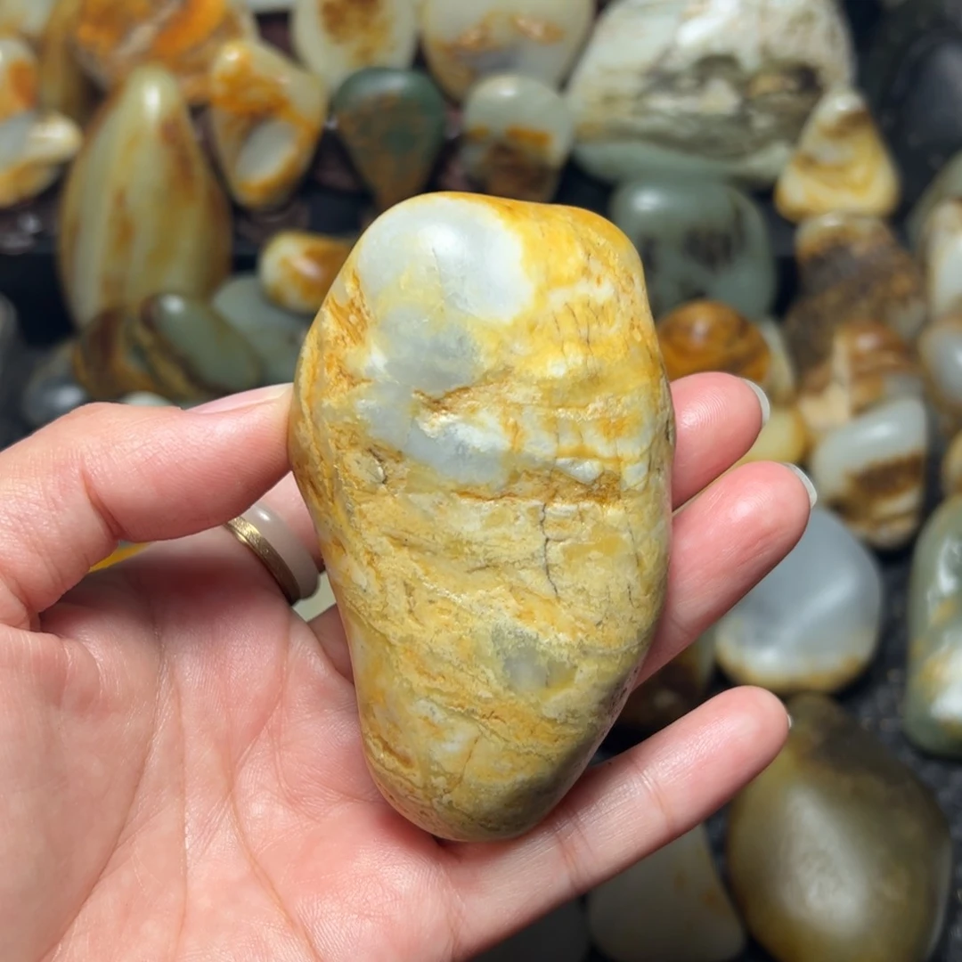 和田玉（青玉）25未镶嵌