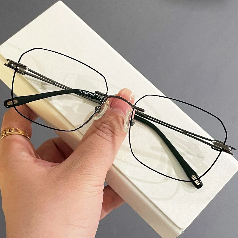 无框眼镜男近视配有度数散光黑边超轻无边框多边形变色防蓝光潮架