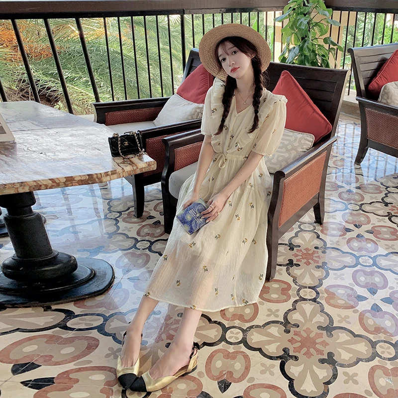 法式桔梗茶歇碎花连衣裙女夏季2025新款收腰显瘦仙女度假裙中长款