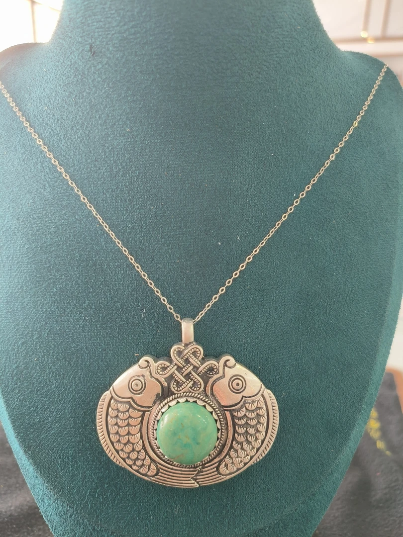 吊坠足银 民族纯银真宝石项链