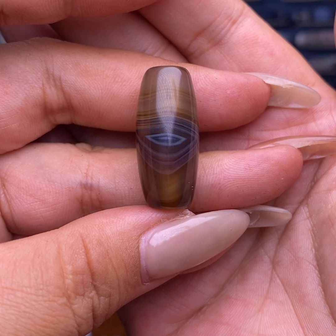 子***亭玛瑙/玉髓未镶嵌珠宝半成品