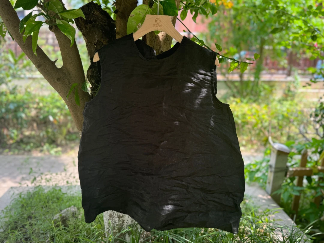 宽松通勤慵懒风纯亚麻常规圆领背后纽扣背心女中式夏季时尚上衣潮