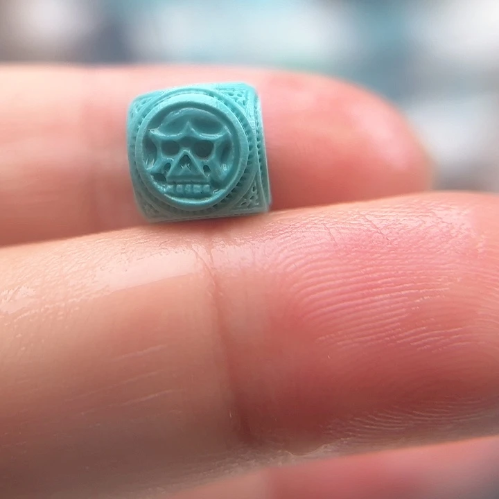 绿松石颈饰未镶嵌