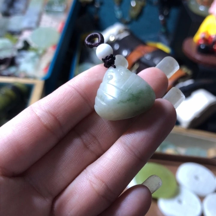 岫玉未镶嵌岫玉挂件