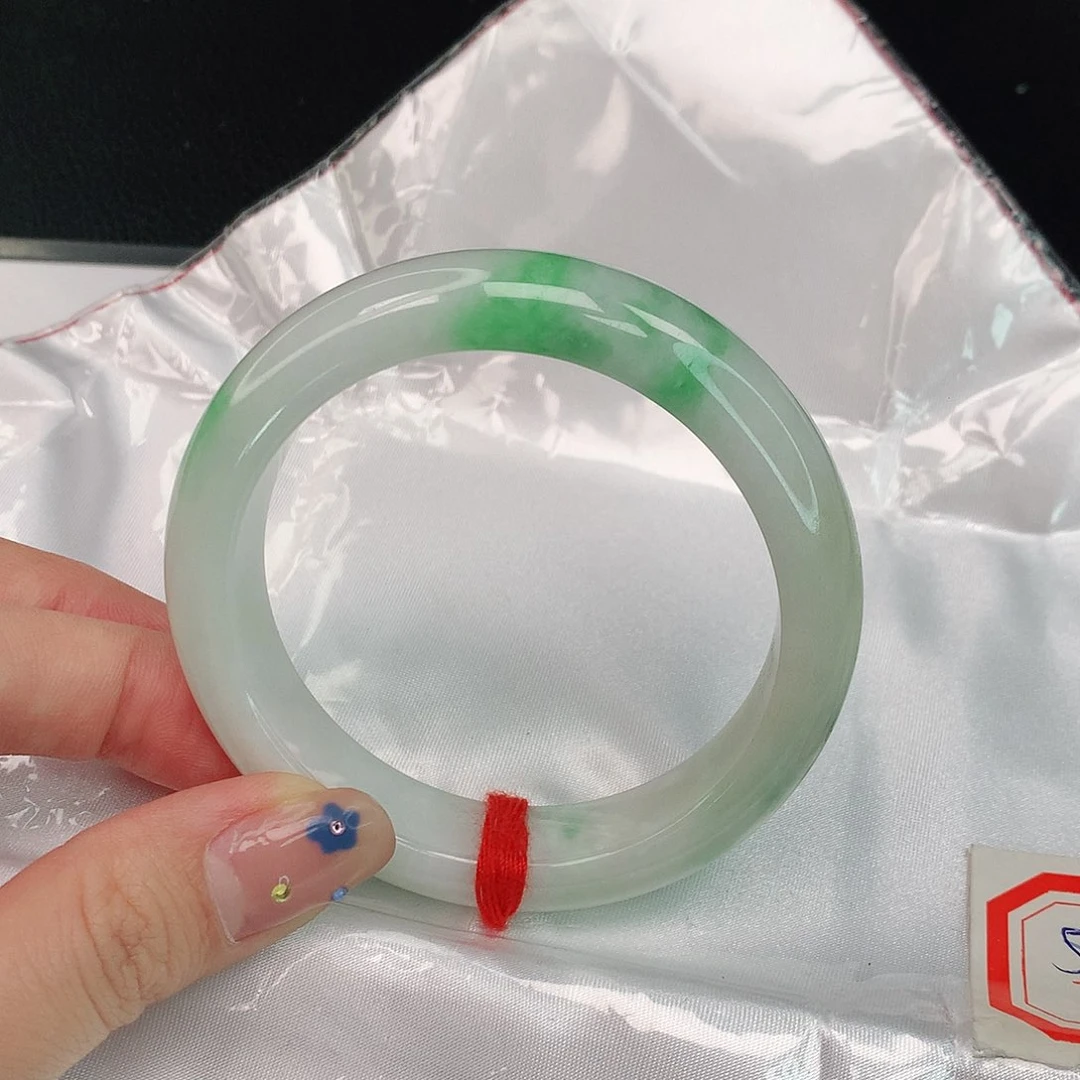 翡翠手镯未镶嵌天然翡翠A货102