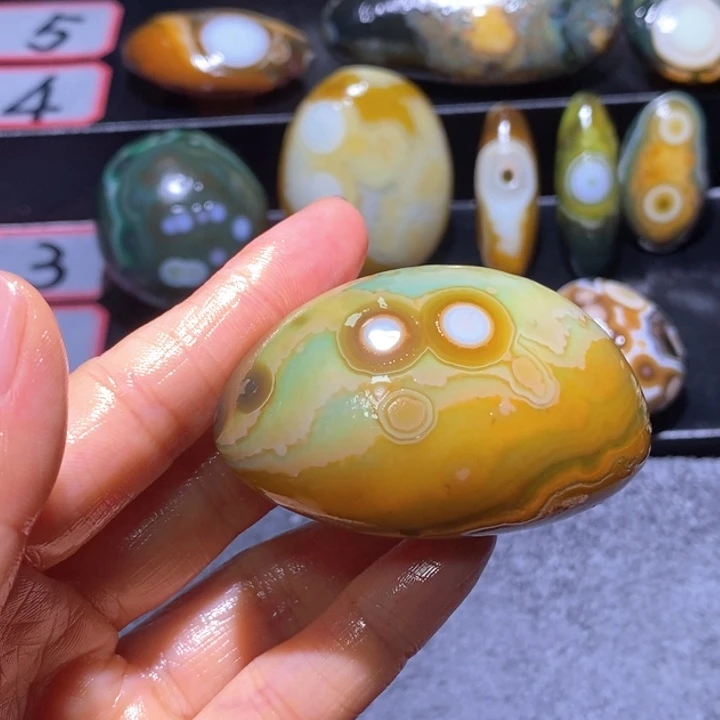 未镶嵌玛瑙/玉髓珠宝奇石