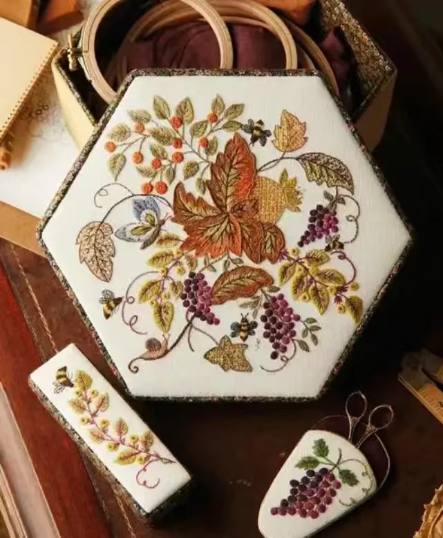 编码A515刺绣盒子（代拍链接）