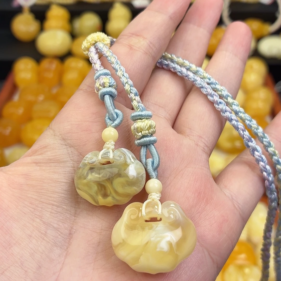 蜜蜡未镶嵌毛衣链蜜蜡