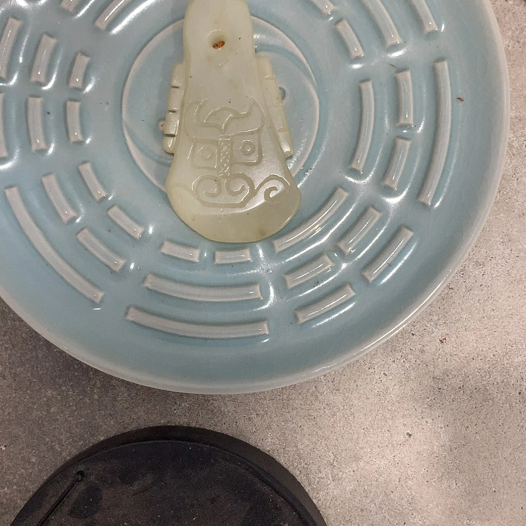 其他现代陶瓷工艺品