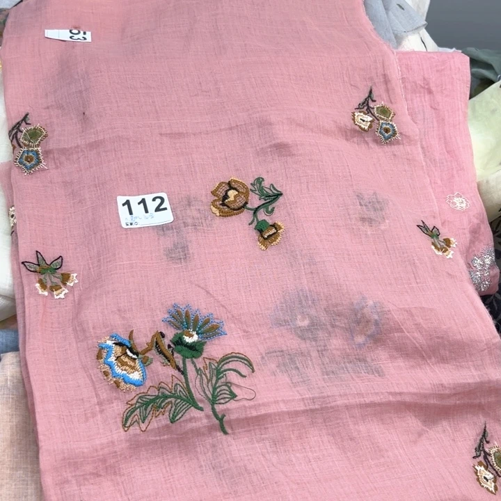 麻112粉色纯苎麻绣花0.8瑕疵未计
