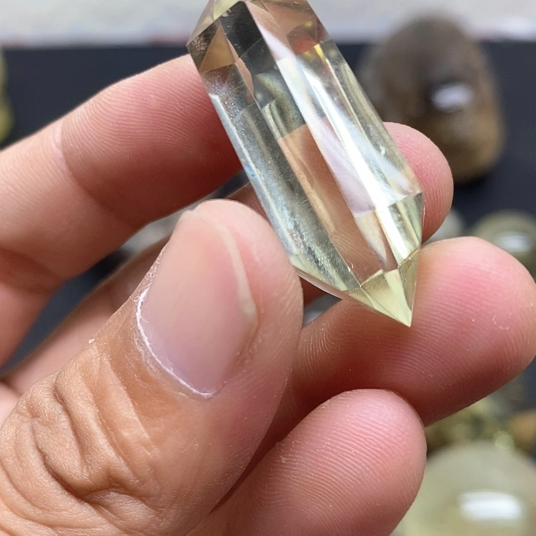 未镶嵌珠宝半成品水晶192水晶石