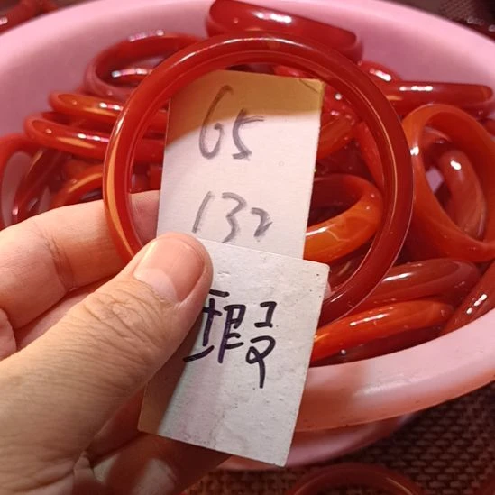 玛瑙/玉髓未镶嵌手镯