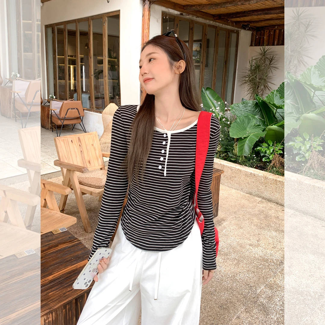 百搭显瘦时尚韩版小众洋气ins修身短款T恤女2025年初秋新款黑白条