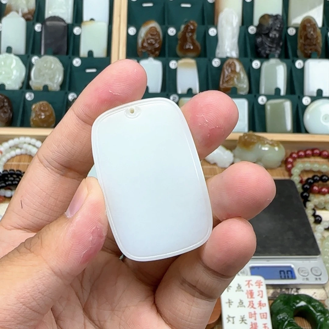 和田玉挂件未镶嵌