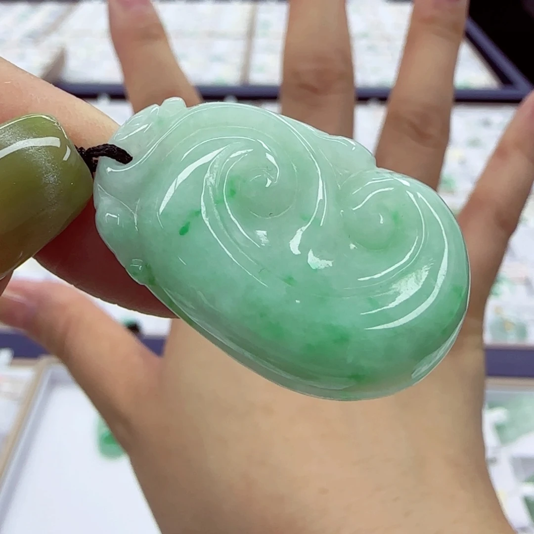 翡翠未镶嵌颈饰PH458