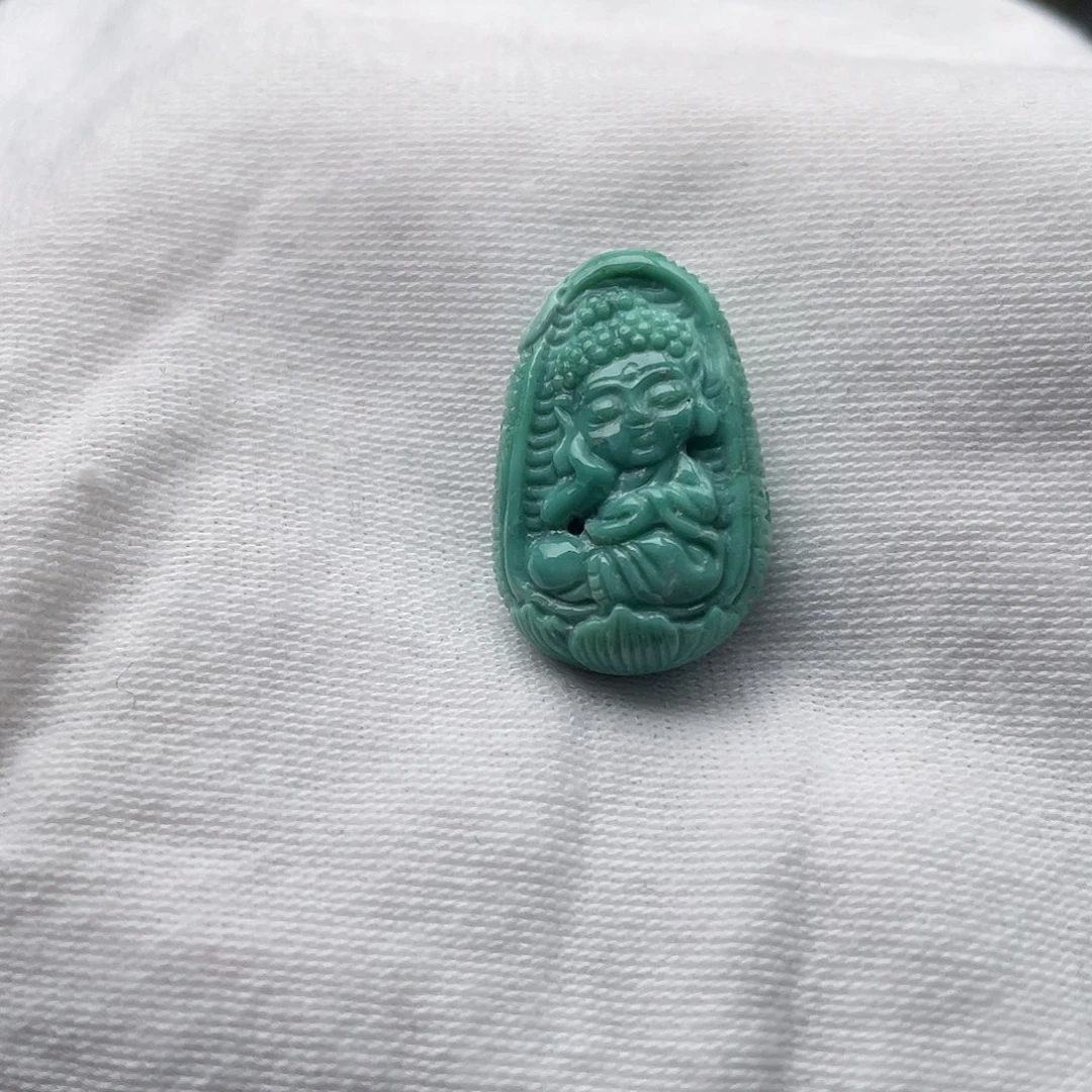 绿松石未镶嵌颈饰