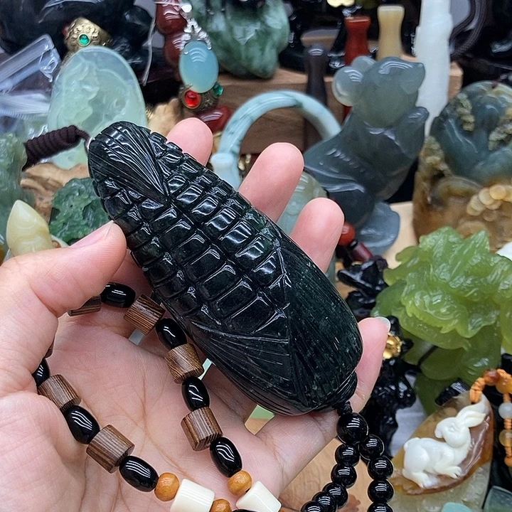 岫玉未镶嵌手把件
