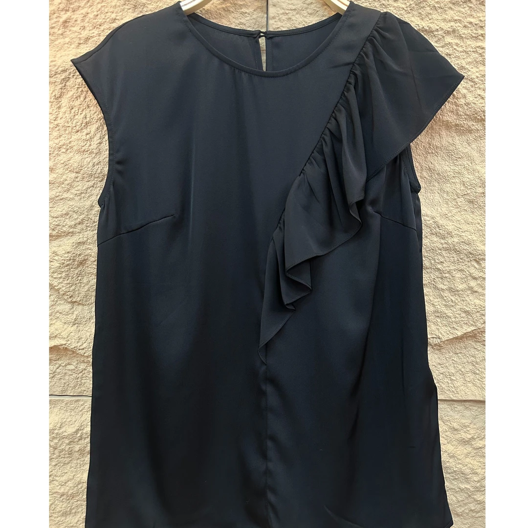 25n气质时尚休闲百搭黑色圆领上衣-LL003