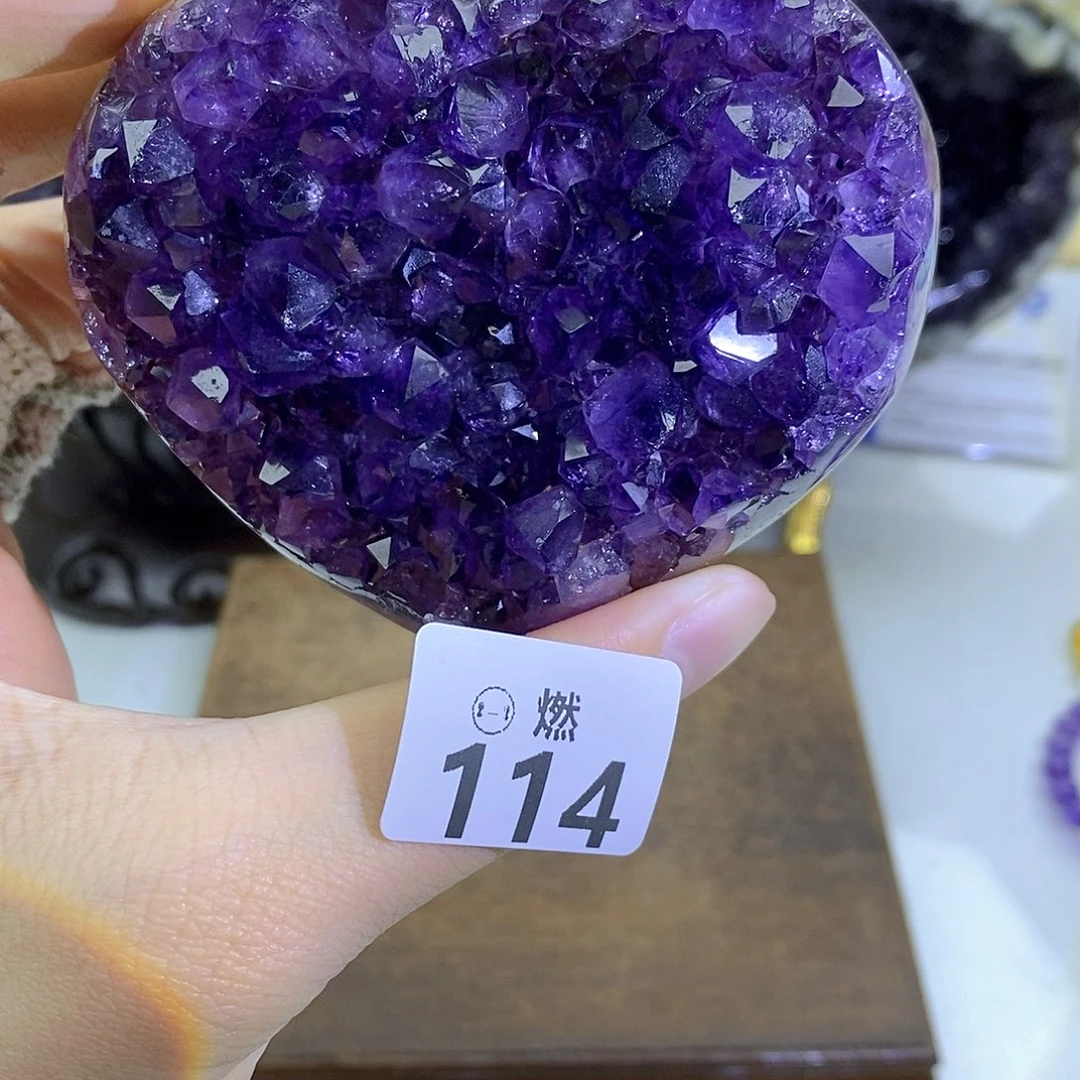 紫晶未镶嵌大型摆件（非配饰）