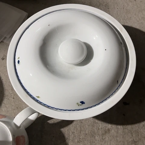 陶瓷8寸品锅一个陶瓷