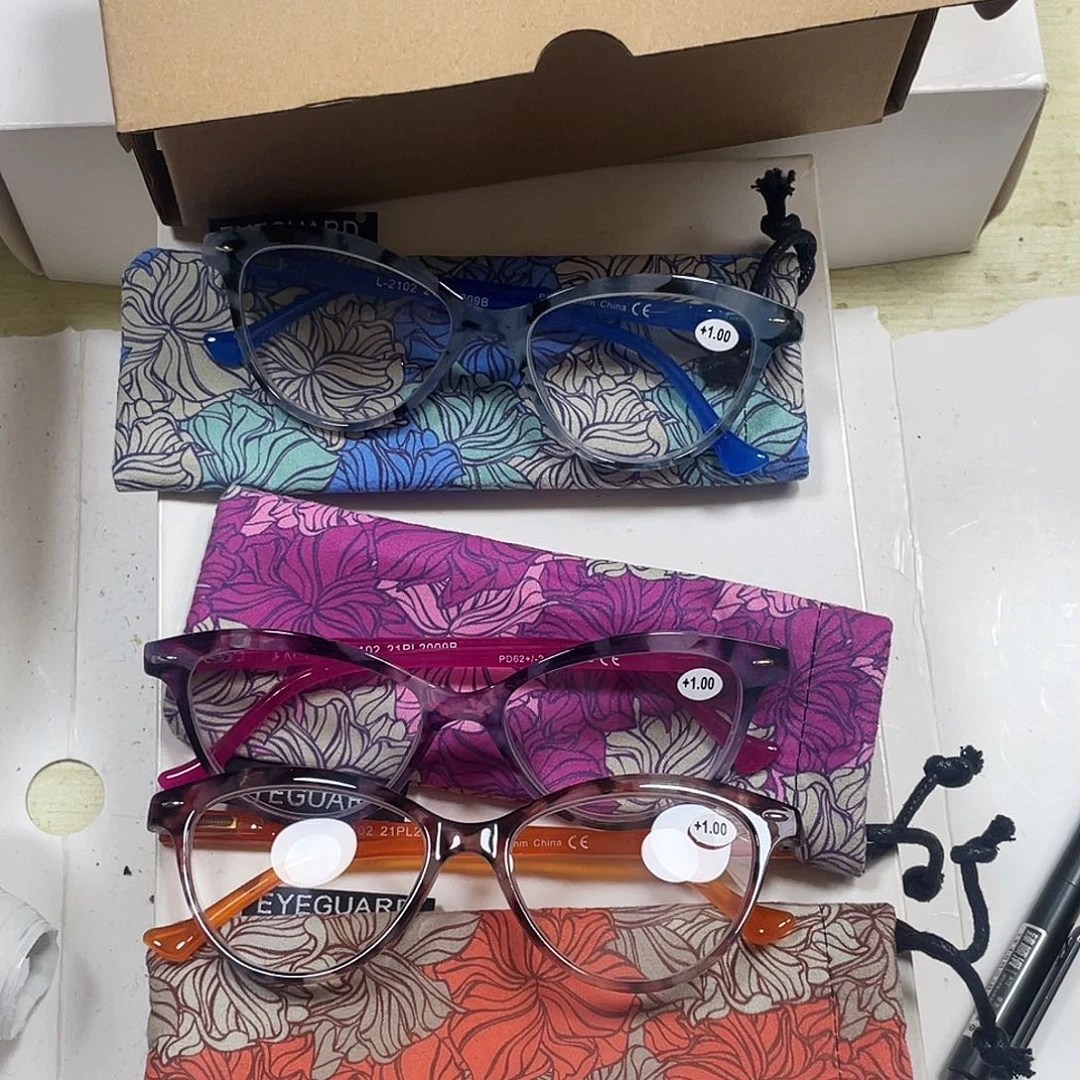 100度盒装猫眼。