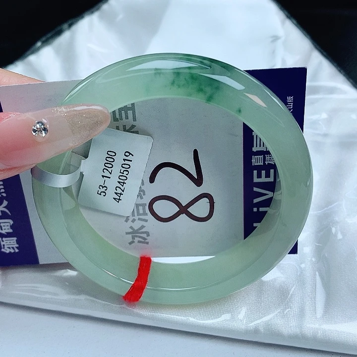 翡翠手镯未镶嵌缅甸天然a货翡翠手镯