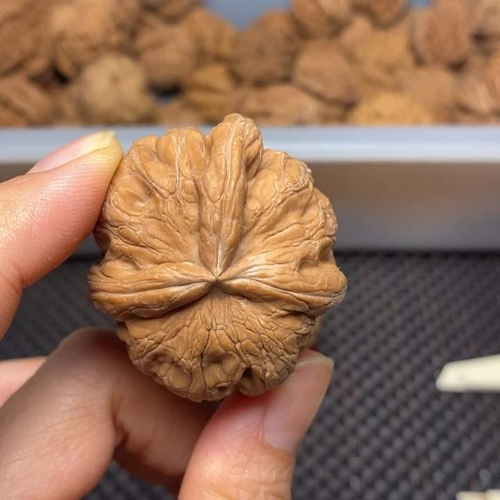 ****人吊坠文玩核桃文玩核桃异形单只