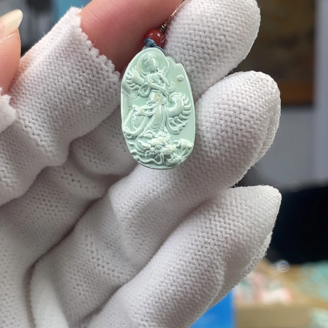 绿松石未镶嵌挂件