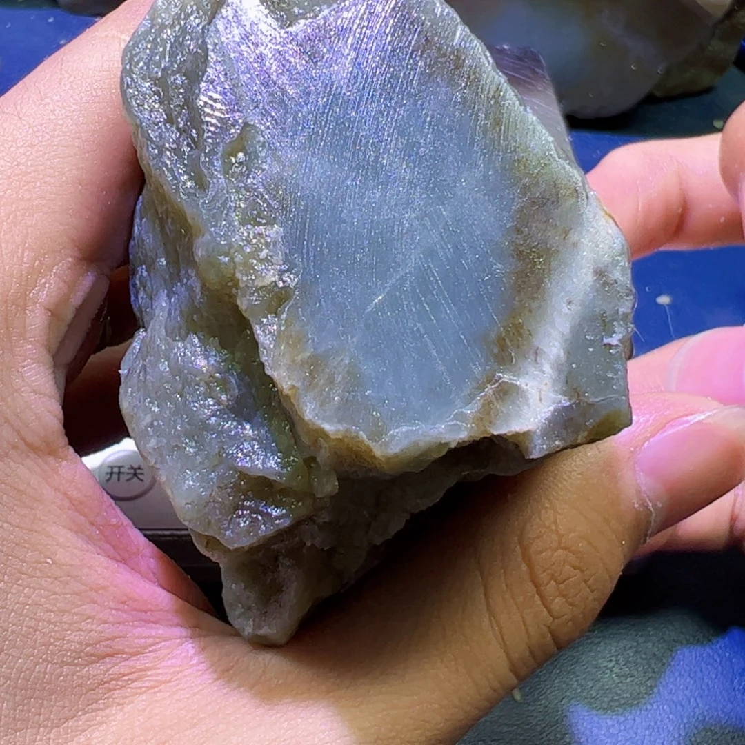 未镶嵌和田玉（糖玉）珠宝半成品