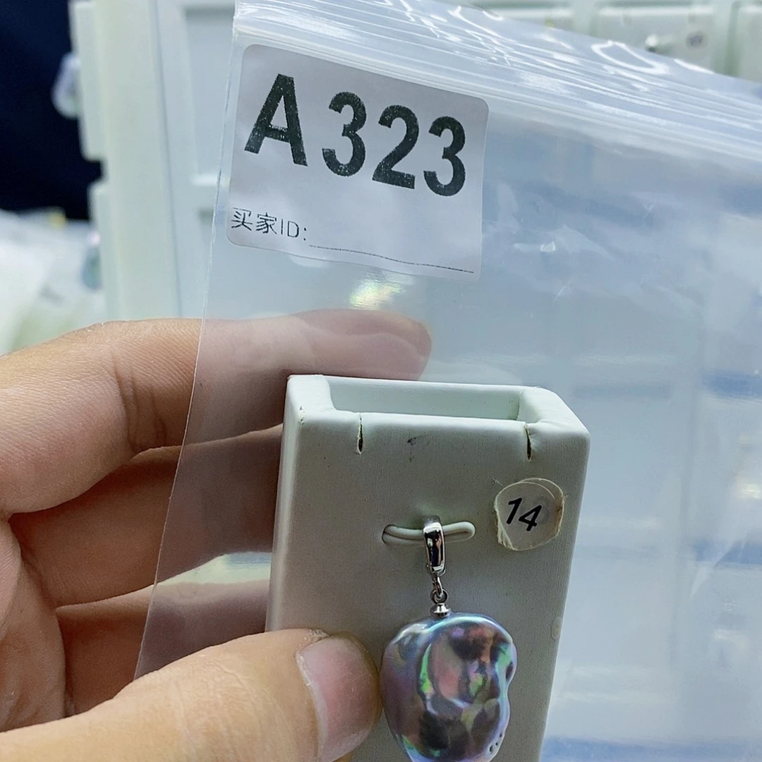 淡水珍珠颈饰合金