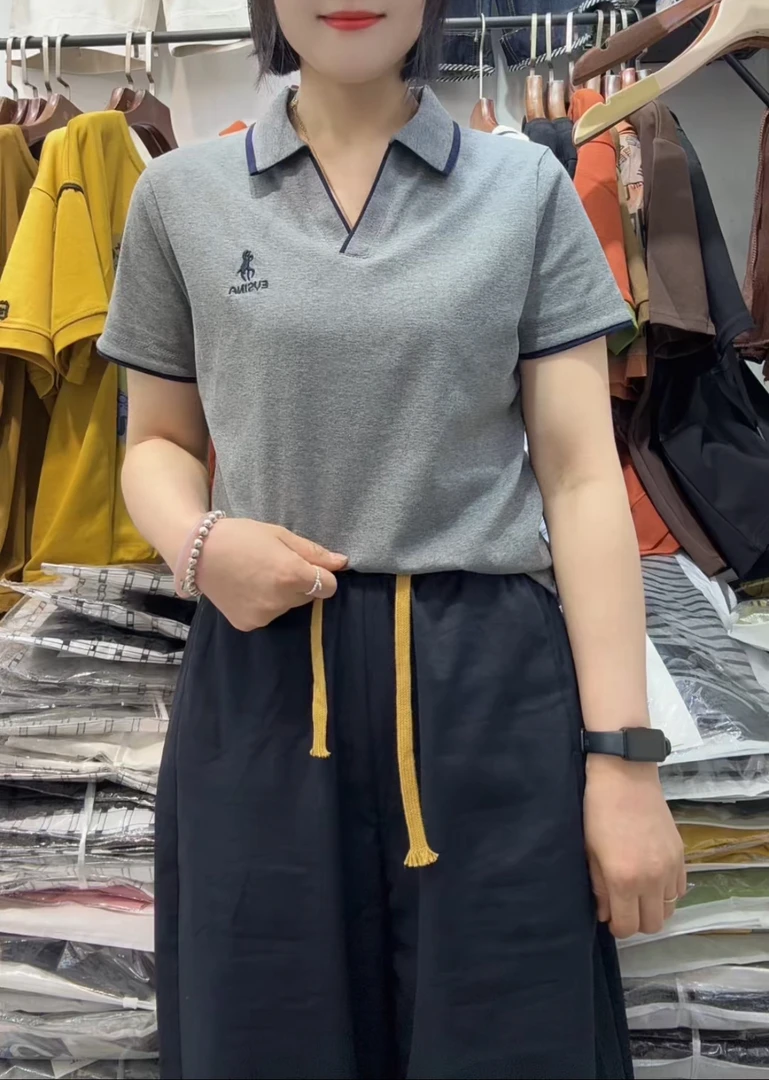 薄款夏季t桖洋气短袖女2025新款夏季带V领宽松显瘦POLO上衣休闲