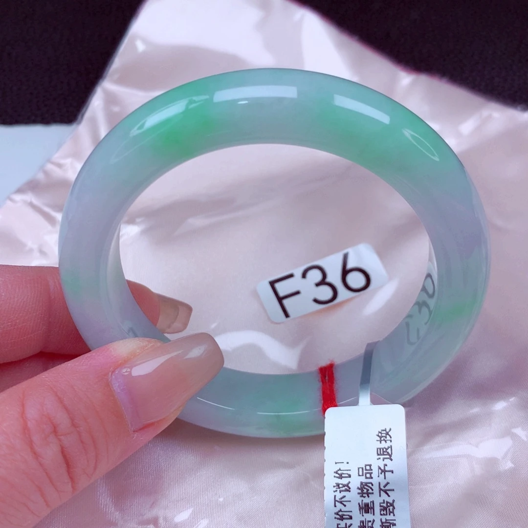 翡翠未镶嵌手镯手镯