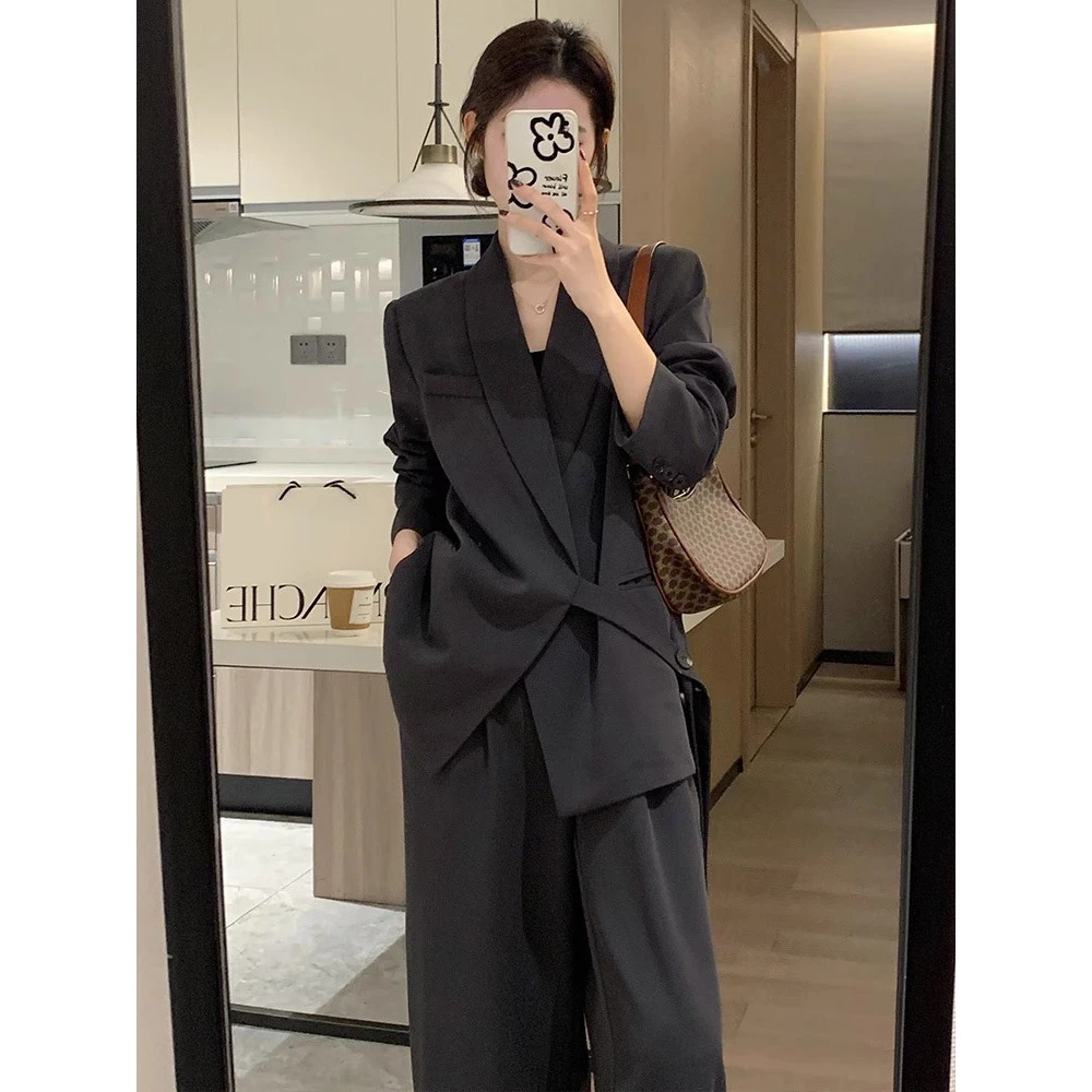 老钱风气质一整套ootd穿搭女秋冬季时尚西装外套垂感阔腿裤两件套
