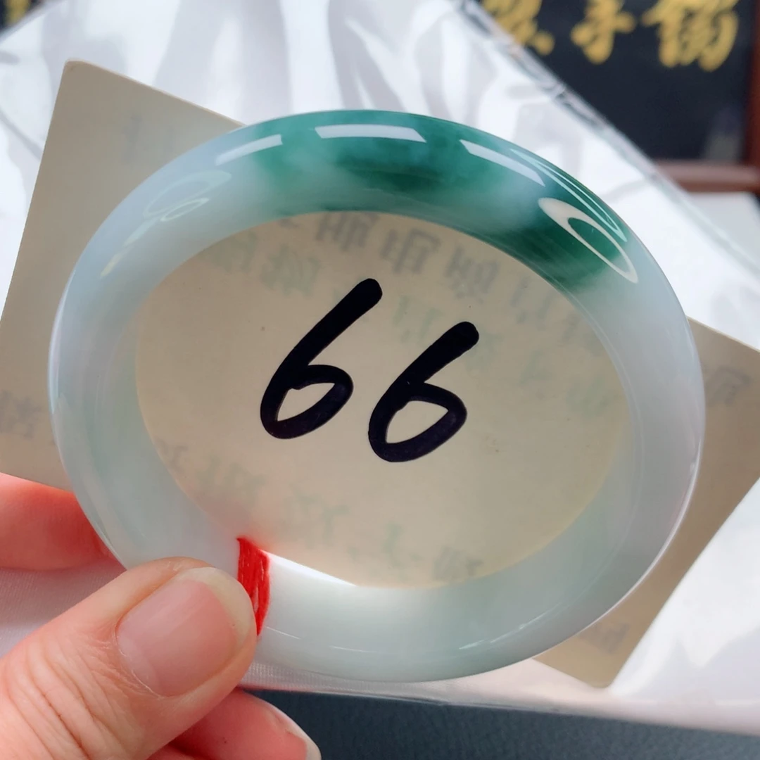 未镶嵌手镯翡翠正