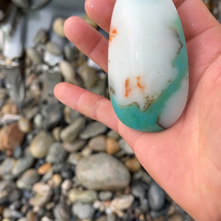 未镶嵌和田玉（糖玉）珠宝奇石