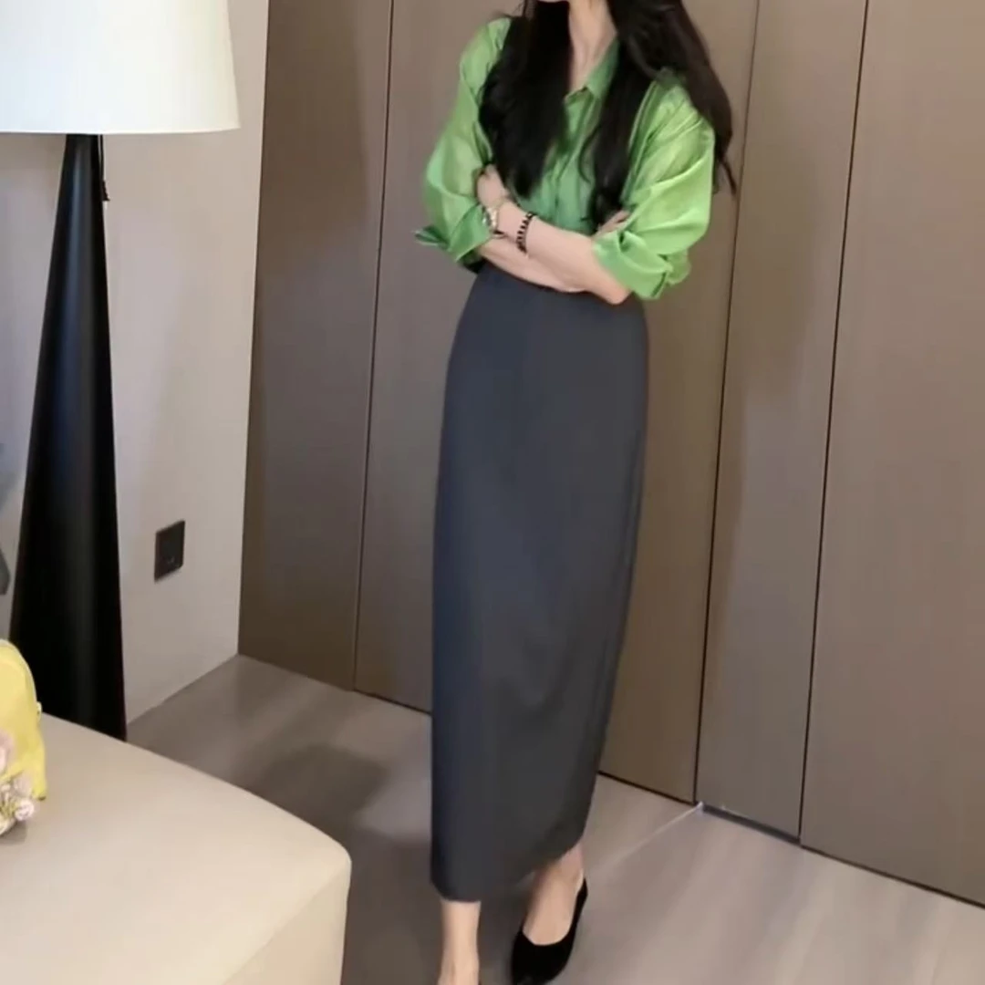 2025春夏新款时尚显瘦气质女士网红洋气两件套百搭款D7847
