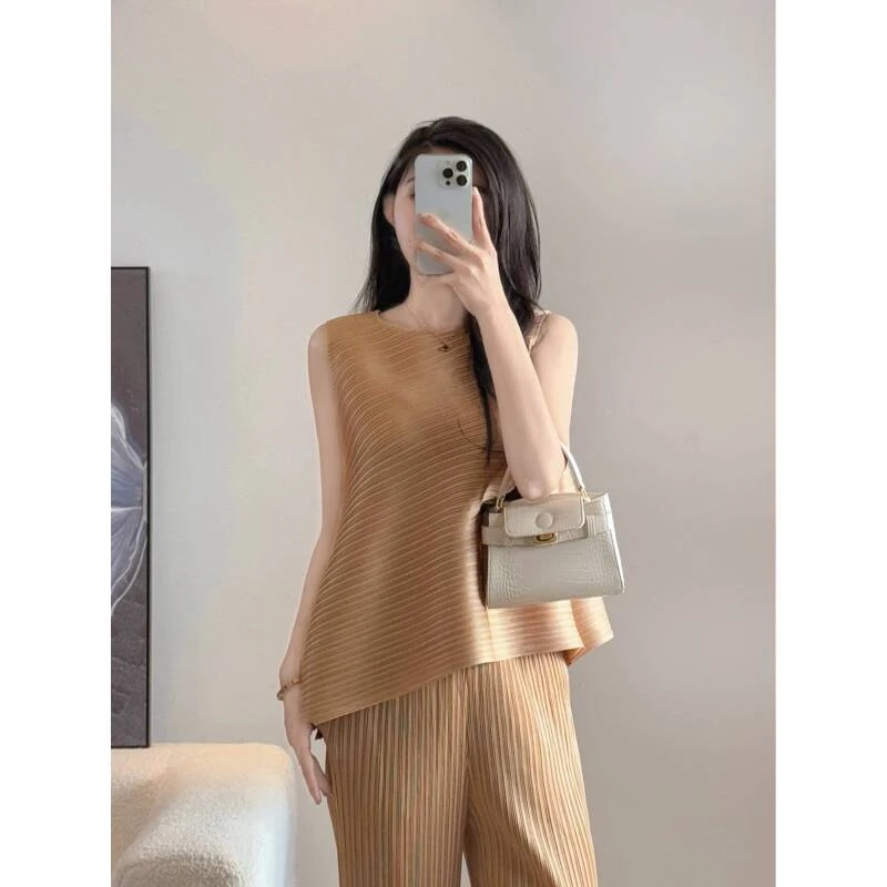 【褶二喜】简约风气质无袖褶皱套装女夏季新款时尚显瘦休闲裤装