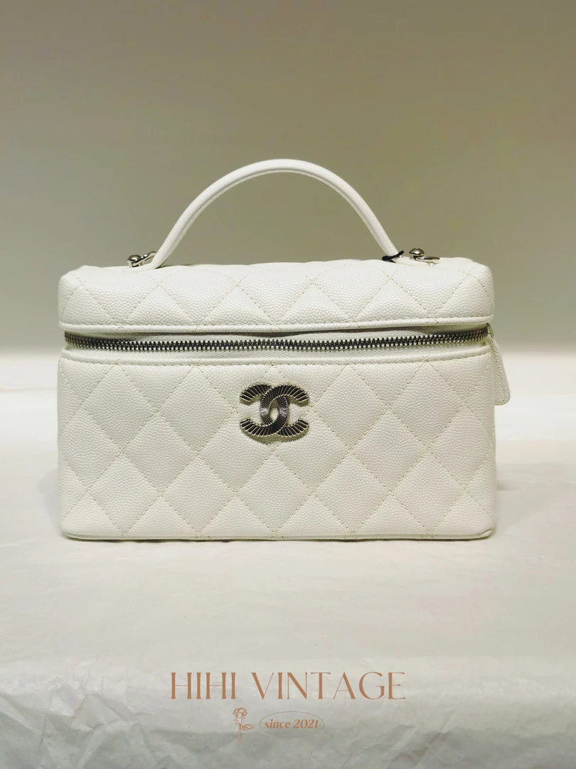 未使用 Chanel/香奈儿 白银双C手柄盒子包 新款镭射全新/18339493