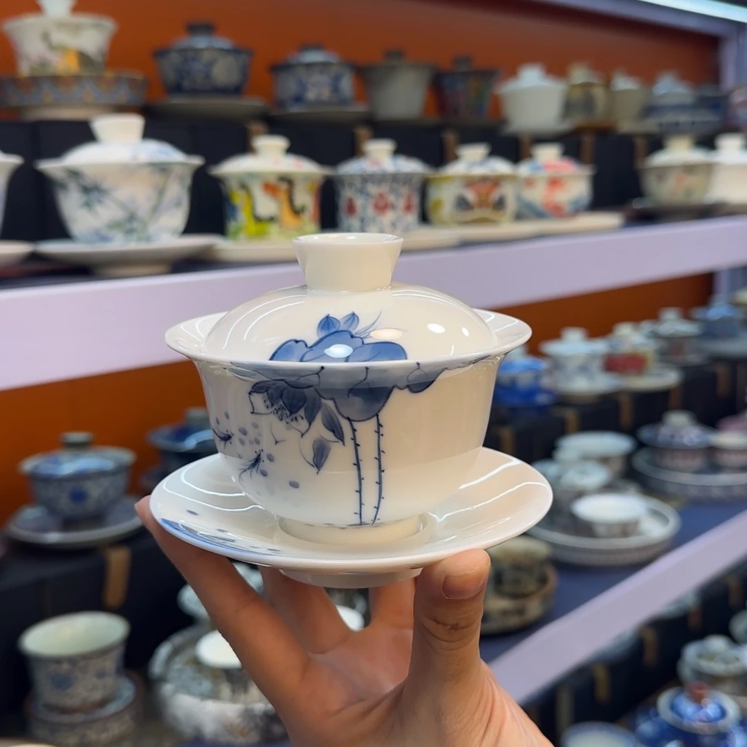 我在外面吃饭呢你在哪了我在外面吃