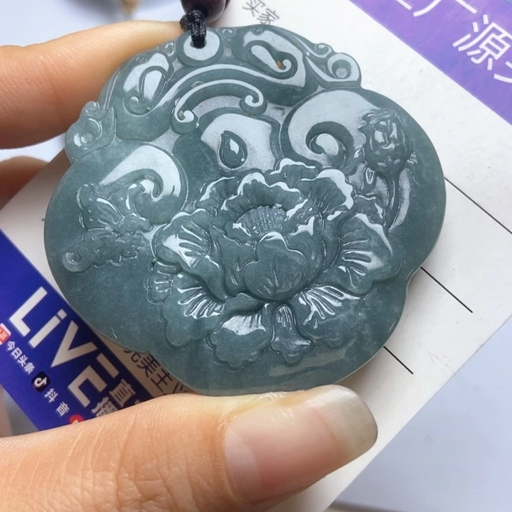 翡翠未镶嵌挂件翡翠