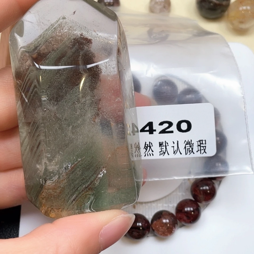 奈***何未镶嵌吊坠(不含链)水晶