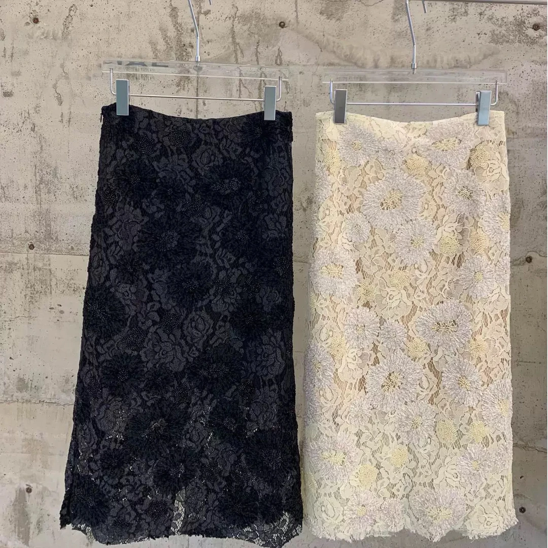 【伊家】春夏新款蕾丝刺绣开衩半身裙