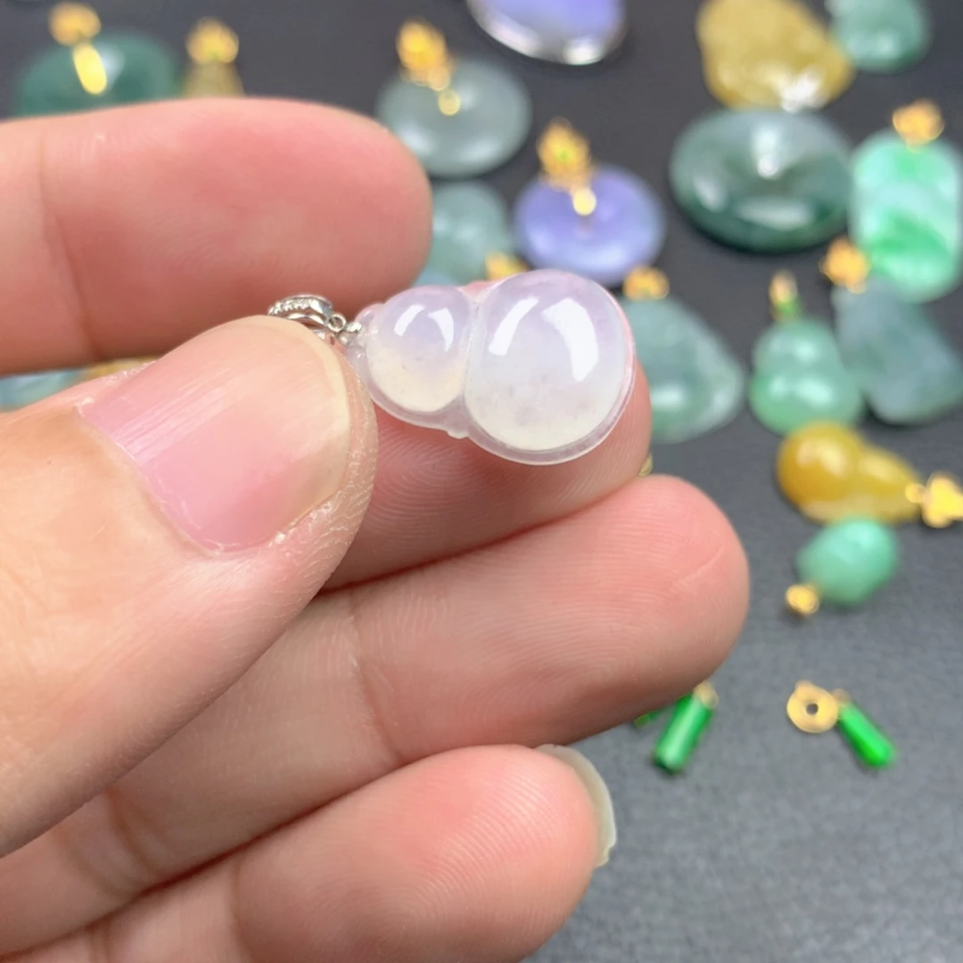 【闪购商品】颈饰18K金镶嵌翡翠翡翠